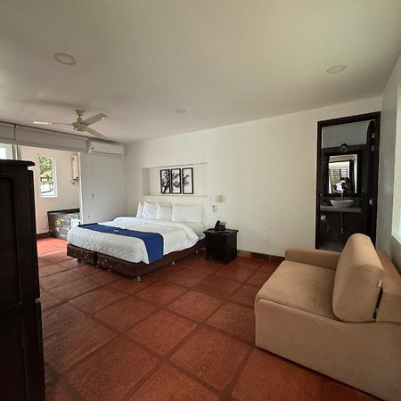 Hotel Boutique Villas De San Sebastian La Palmera 外观 照片